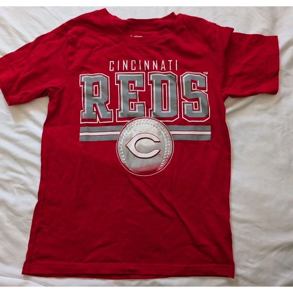 MLB Apparel Boys Medium Cincinnati Reds Red‎ Short Sleeve Graphic Print T-shirt